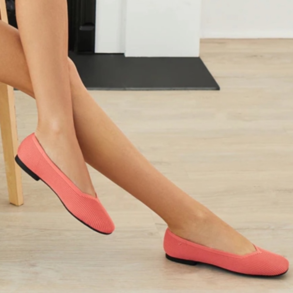Vivaia Margot Square Toe V-toe Orange Coral Flats